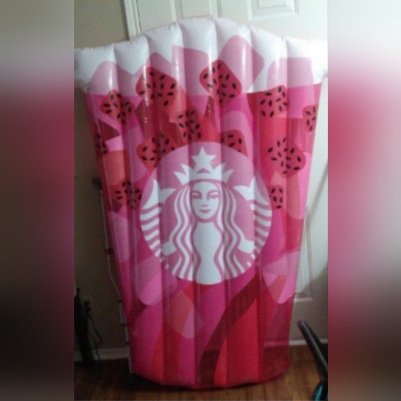 Starbucks Summer Pool Fun. Dragon Fruit- NEW - Picture 2 of 2